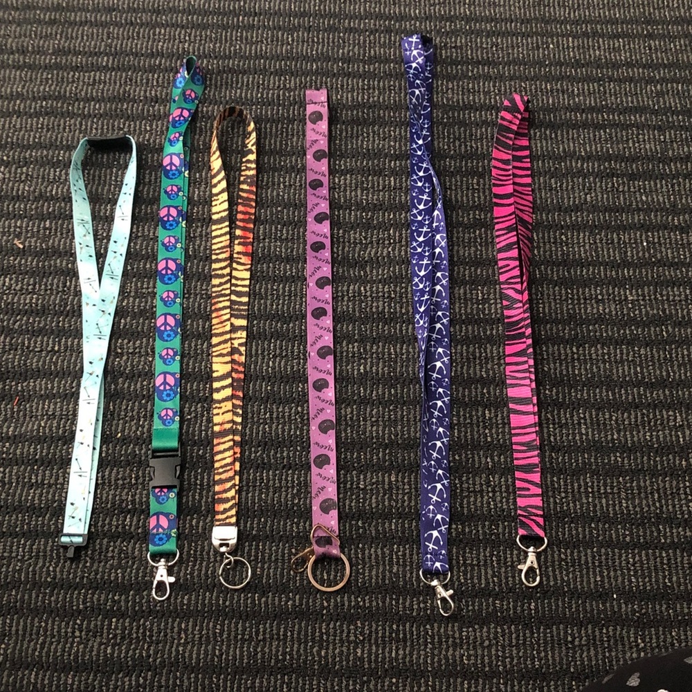 🛍️ Choose Colorful Lanyard (By the size)
